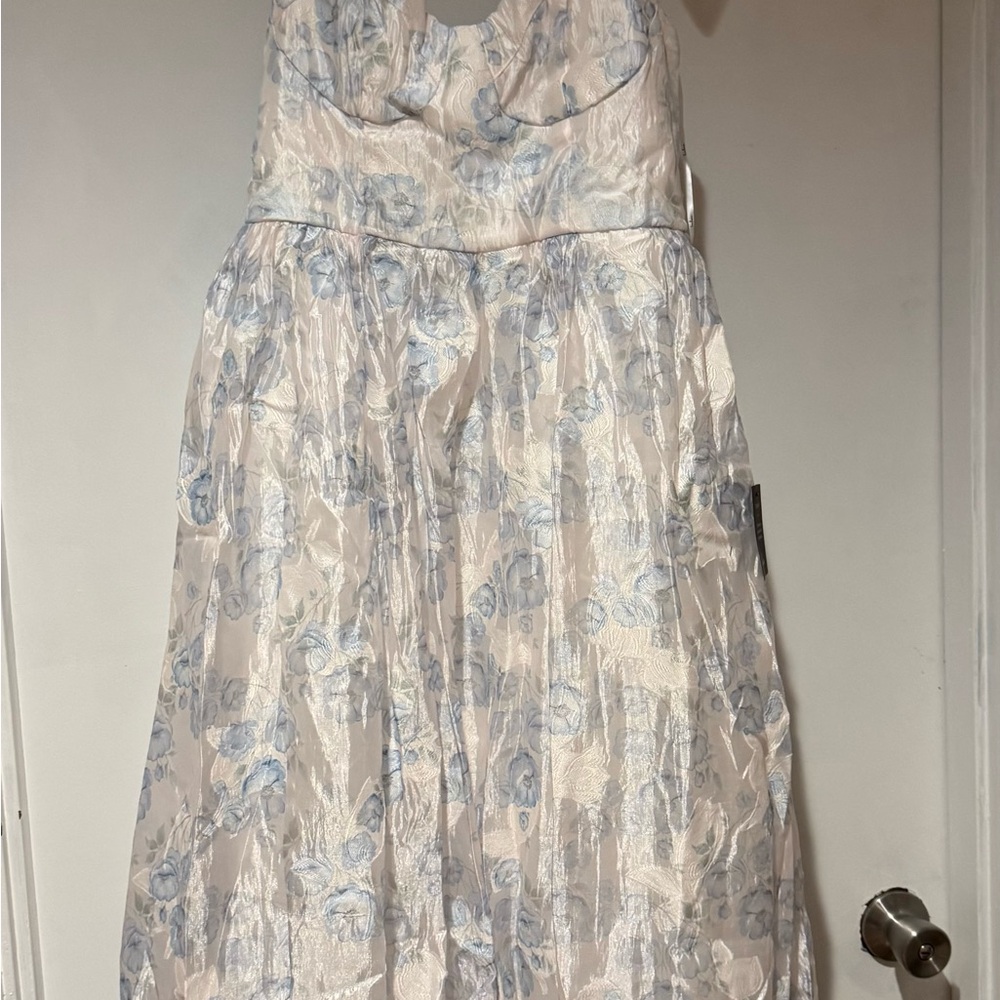 Lulu's Elegant Blue and white Floral Dress